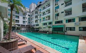 Aluguel Apartamento 1 quarto Summer Beach Bombas SC